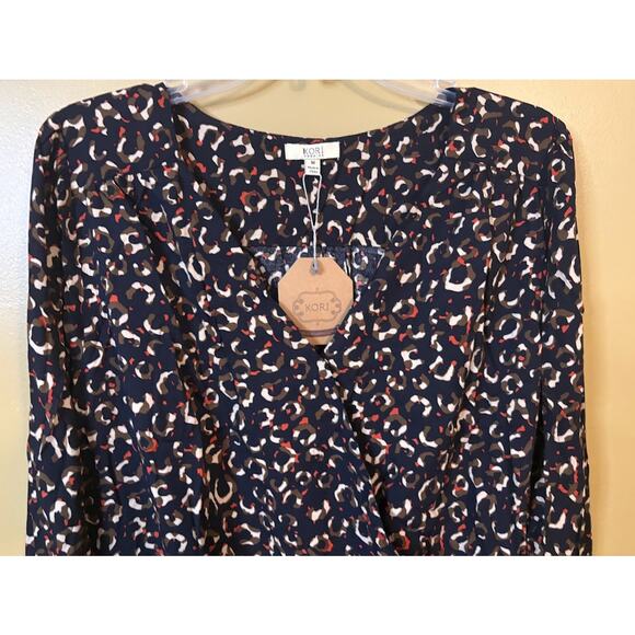 Kori America Black Leopard Print Surplice Bodysuit - M - NWT - Picture 2 of 7